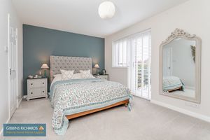 Bedroom- click for photo gallery